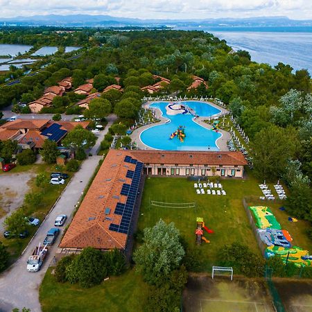 Villaggio Ca' Laguna Градо Екстериор снимка