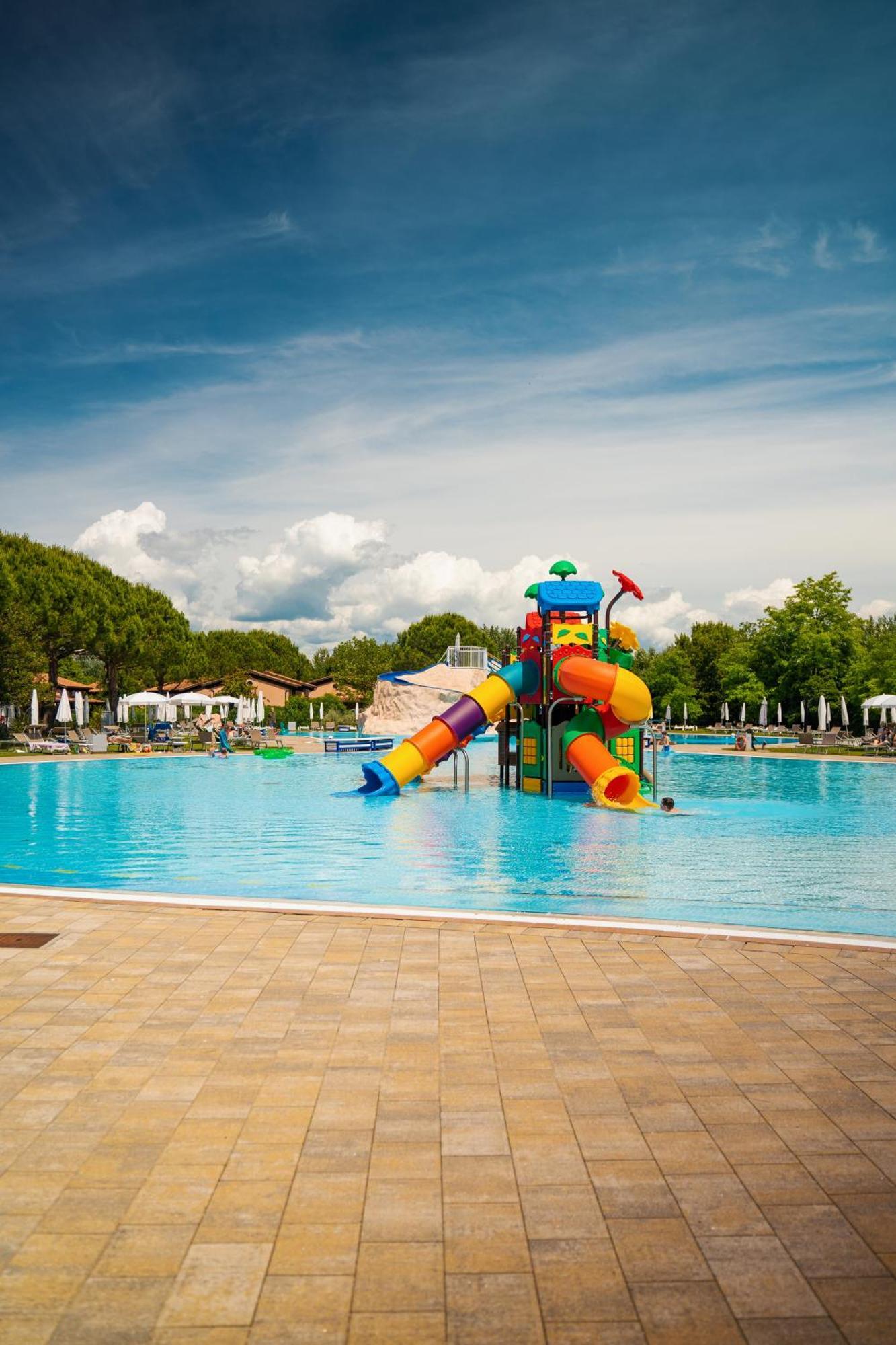 Villaggio Ca' Laguna Градо Екстериор снимка