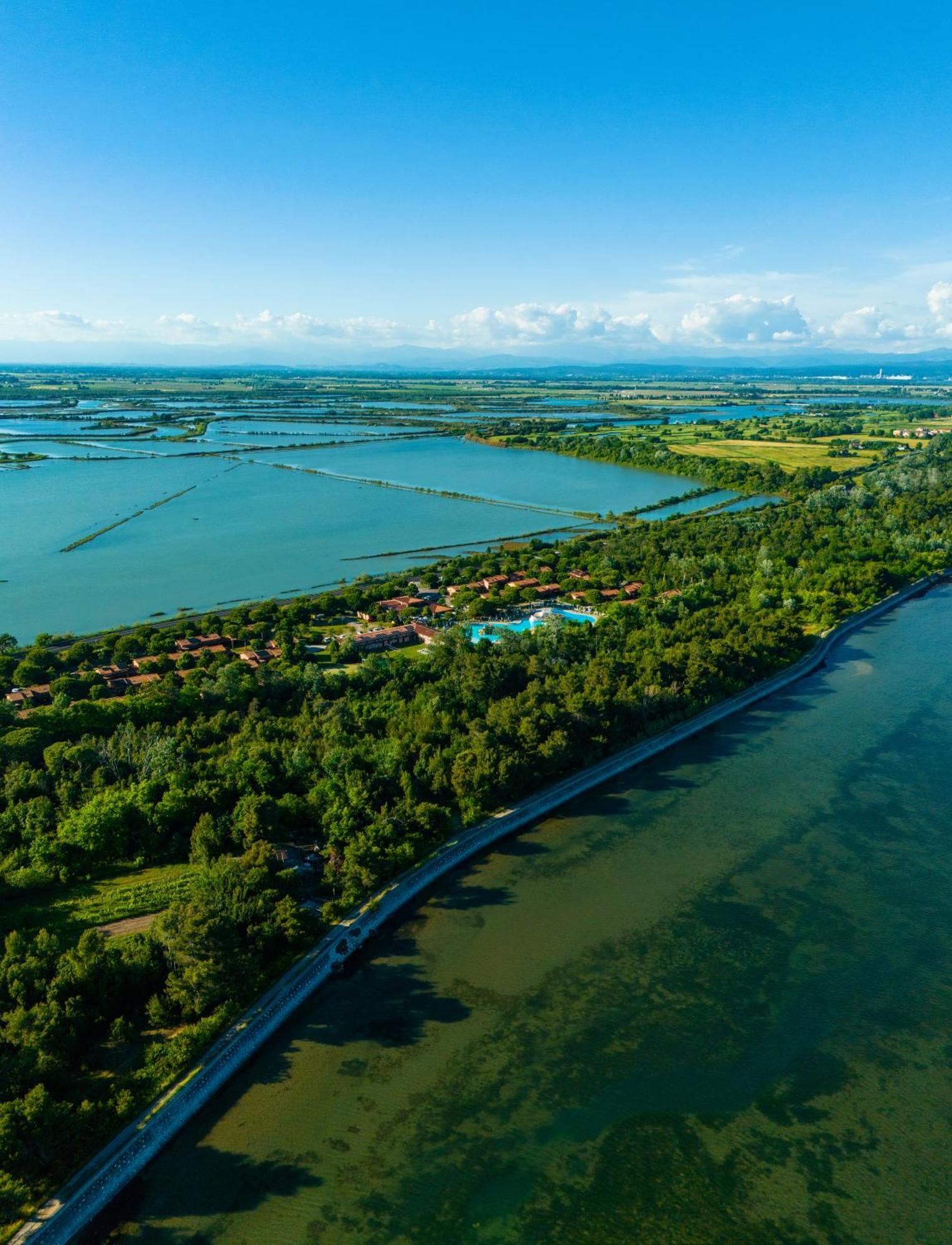 Villaggio Ca' Laguna Градо Екстериор снимка