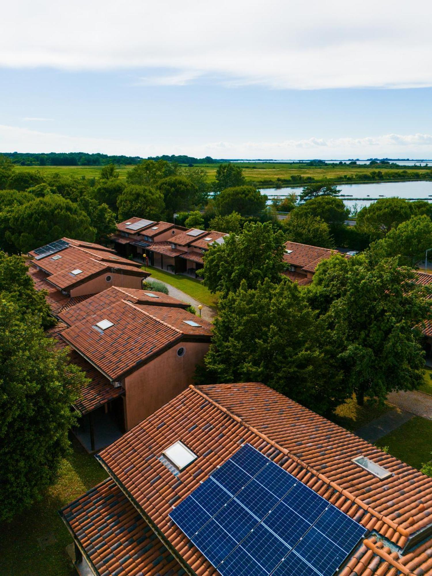 Villaggio Ca' Laguna Градо Екстериор снимка