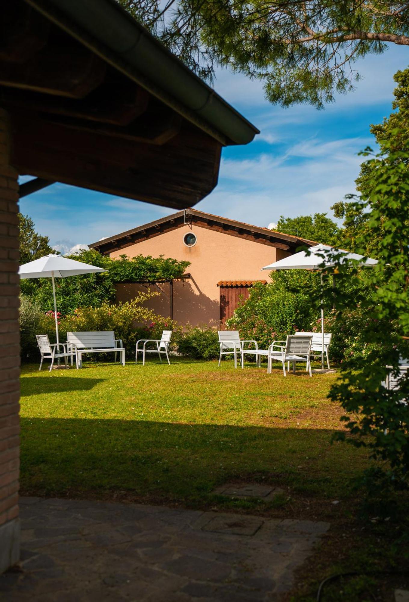 Villaggio Ca' Laguna Градо Екстериор снимка